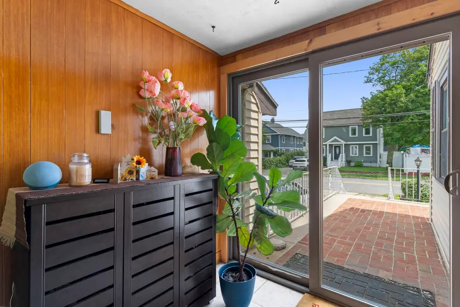 96 Loring Ave, Winchester, MA 01890 - #3