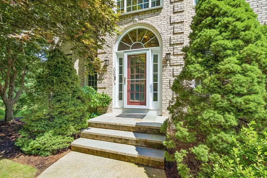 66 Medway St, Norfolk, MA 02056 - #2