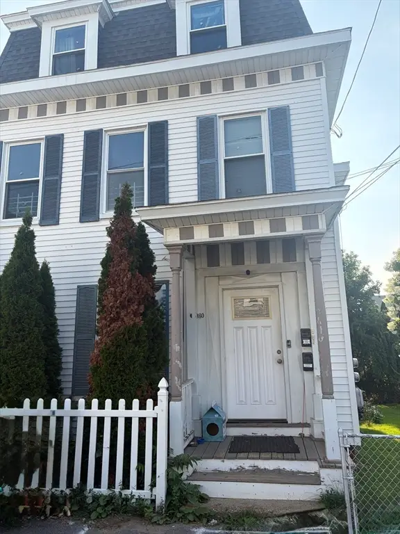 60 Franklin St, Haverhill, MA 01830