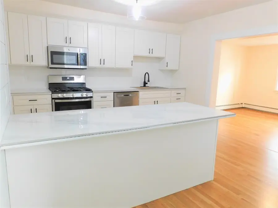 30 Jenkins St, Boston, MA 02127 - #3