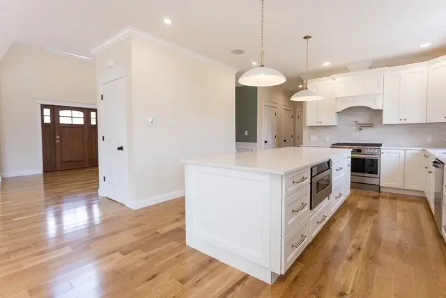 18 Cooper Rd, Seekonk, MA 02771 - #1