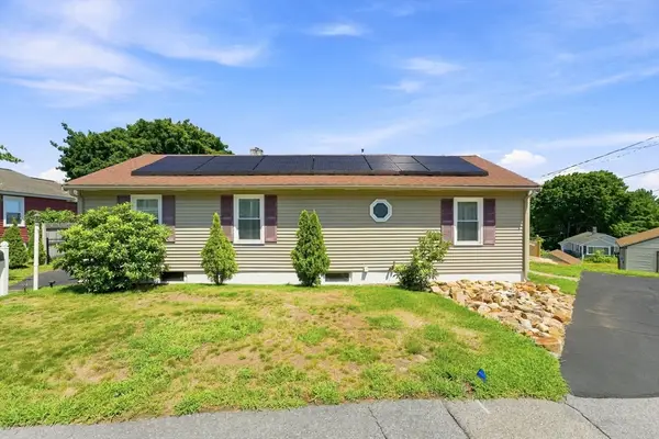 51 Hill Street, Hopedale, MA 01747