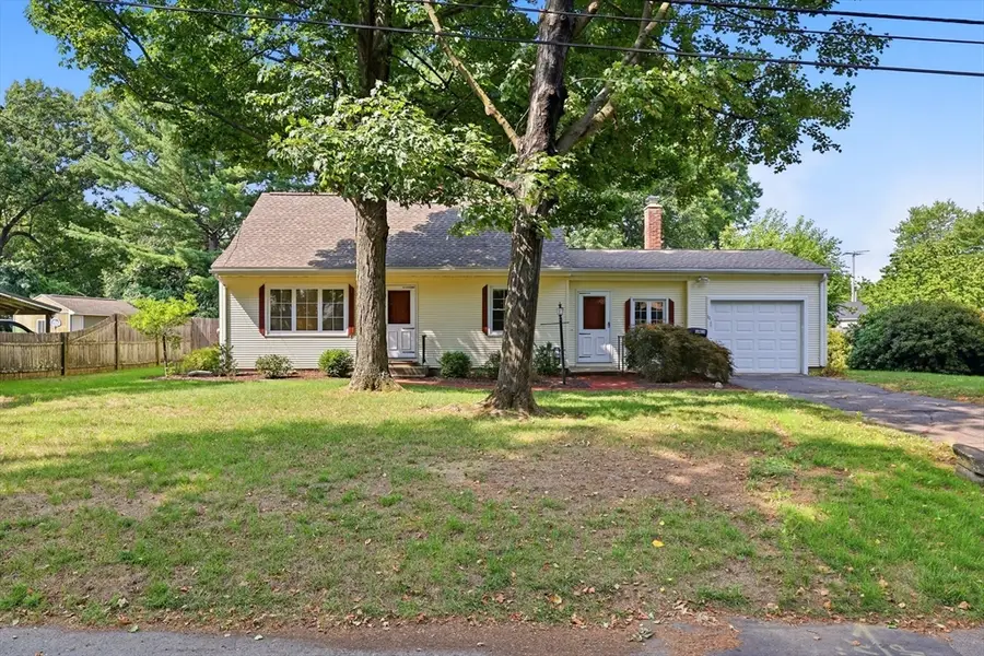 11 Grenier Dr, Westfield, MA 01085 - #3