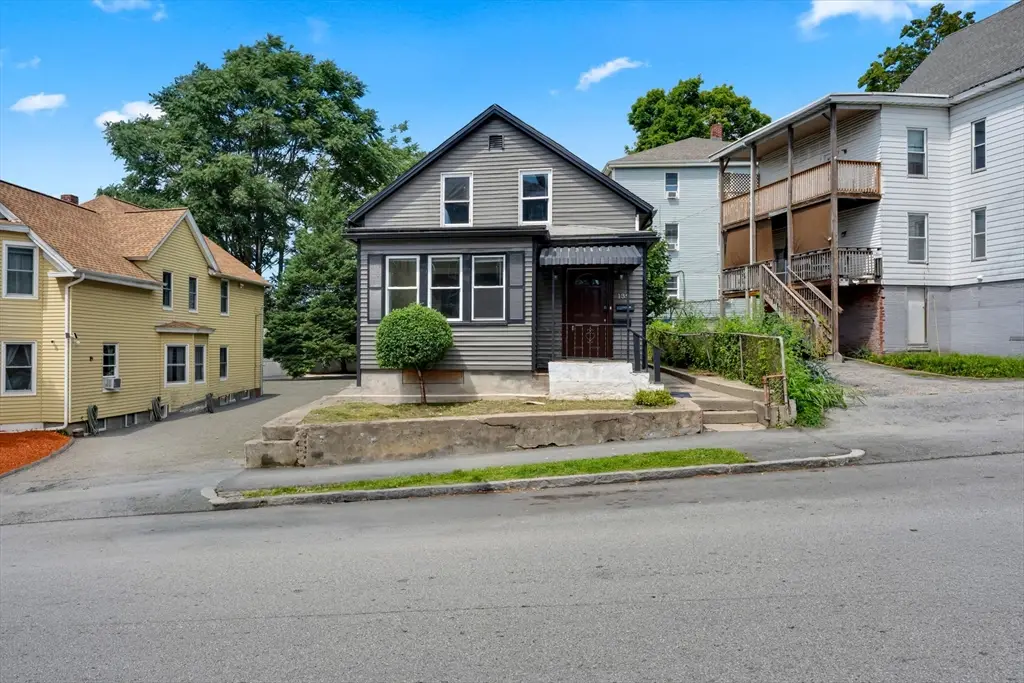 139 Endicott St, Worcester, MA 01610 - #1
