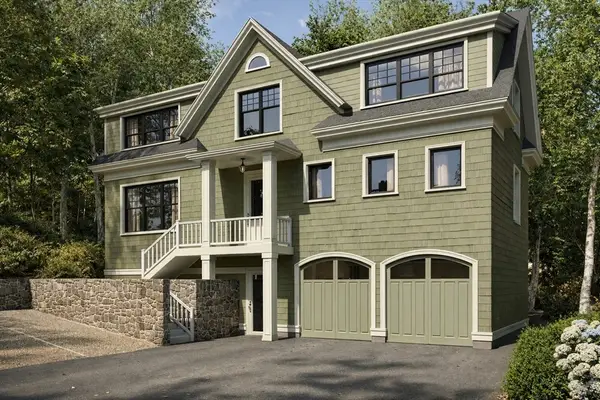 18 Robeson Street, Boston, MA 02130