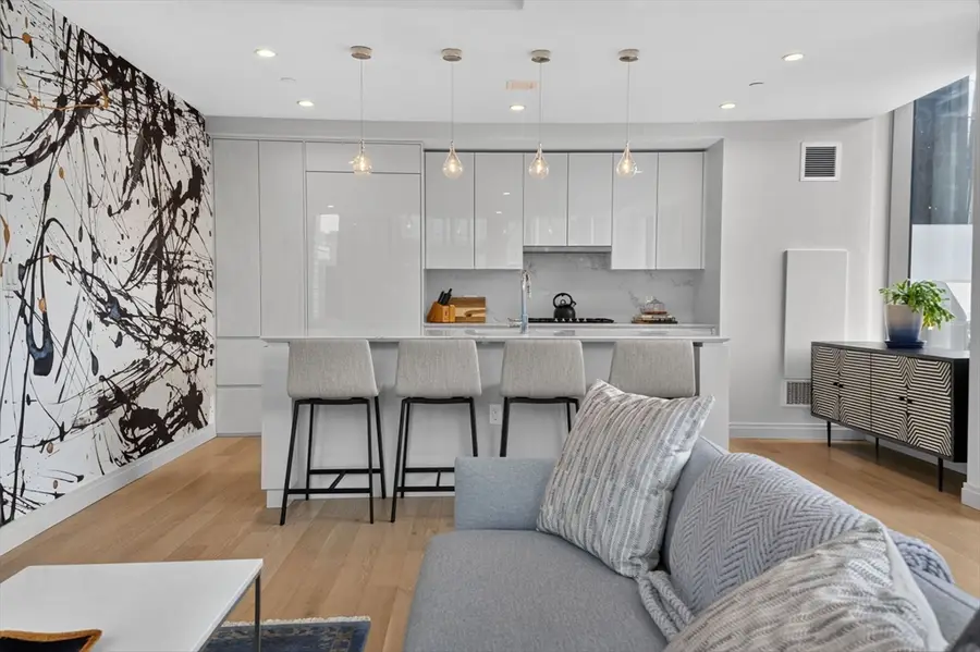 135 Seaport Blvd #2007, Boston, MA 02210 - #3
