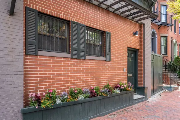 8 Dartmouth Street #5, Boston, MA 02116