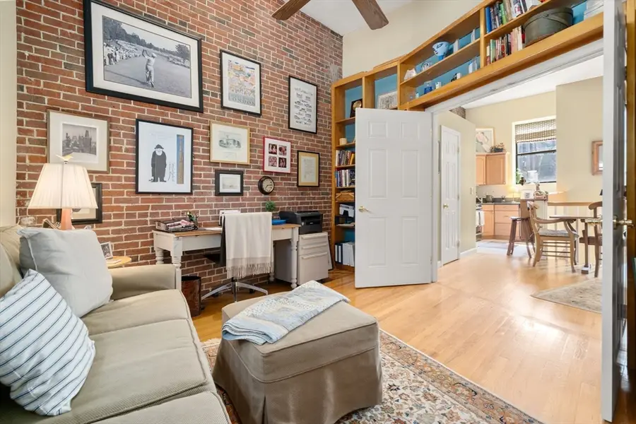 8 Dartmouth Street #5, Boston, MA 02116 - #3