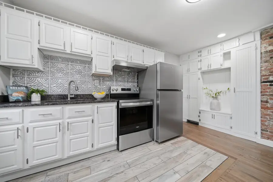 68 Pleasant St #3, Newburyport, MA 01950 - #2