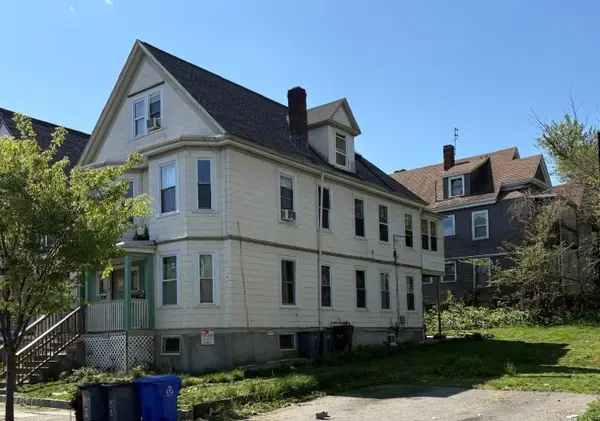 207 Quincy St, Boston, MA 02121