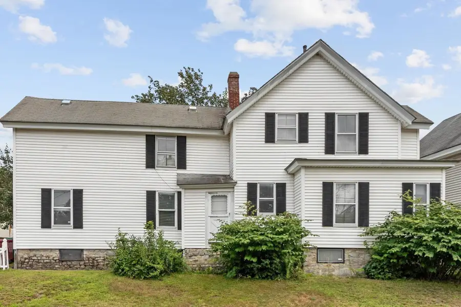 160 Hampshire St, Lowell, MA 01850 - #3