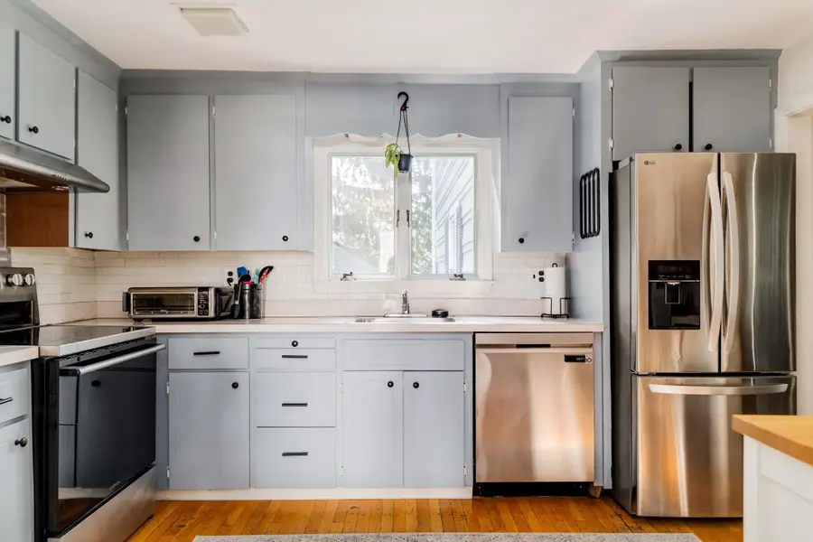 26 Elmwood Ave, Braintree, MA 02184 - #3