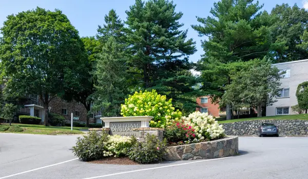 30 Jacqueline Road #D, Waltham, MA 02452