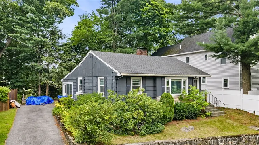 7 Edgehill Rd, Swampscott, MA 01907 - #2