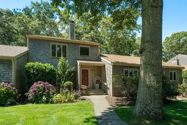 68 Woodland Trail #68, Falmouth, MA 02536