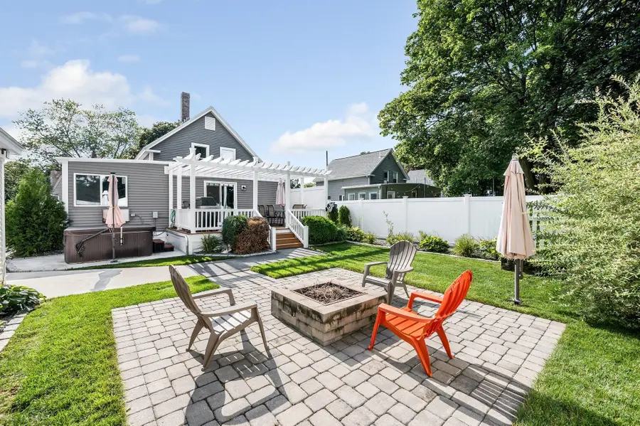 9 Cottage Street, Dracut, MA 01826 - #2