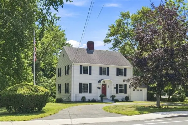 293 Main Street, Walpole, MA 02081