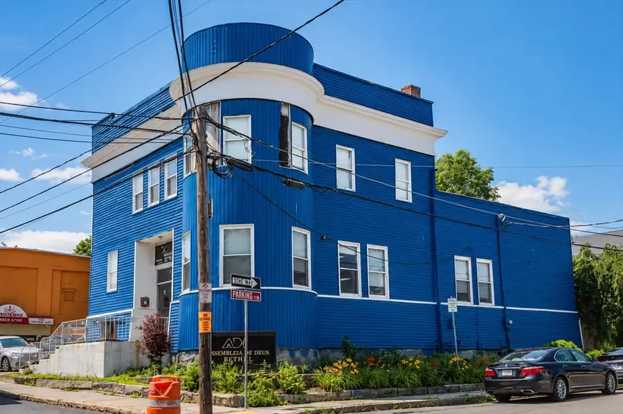 29 Spruce St, Milford, MA 01757 - #2