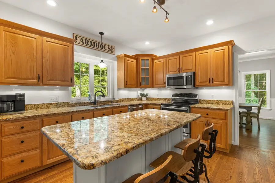 2 Brookside St, Upton, MA 01568 - #3