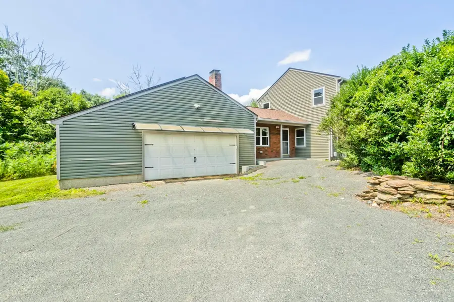 184 Pitcher St, Montgomery, MA 01085 - #3
