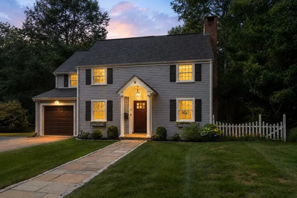 42 Sheridan Rd, Wellesley, MA 02481 - #1
