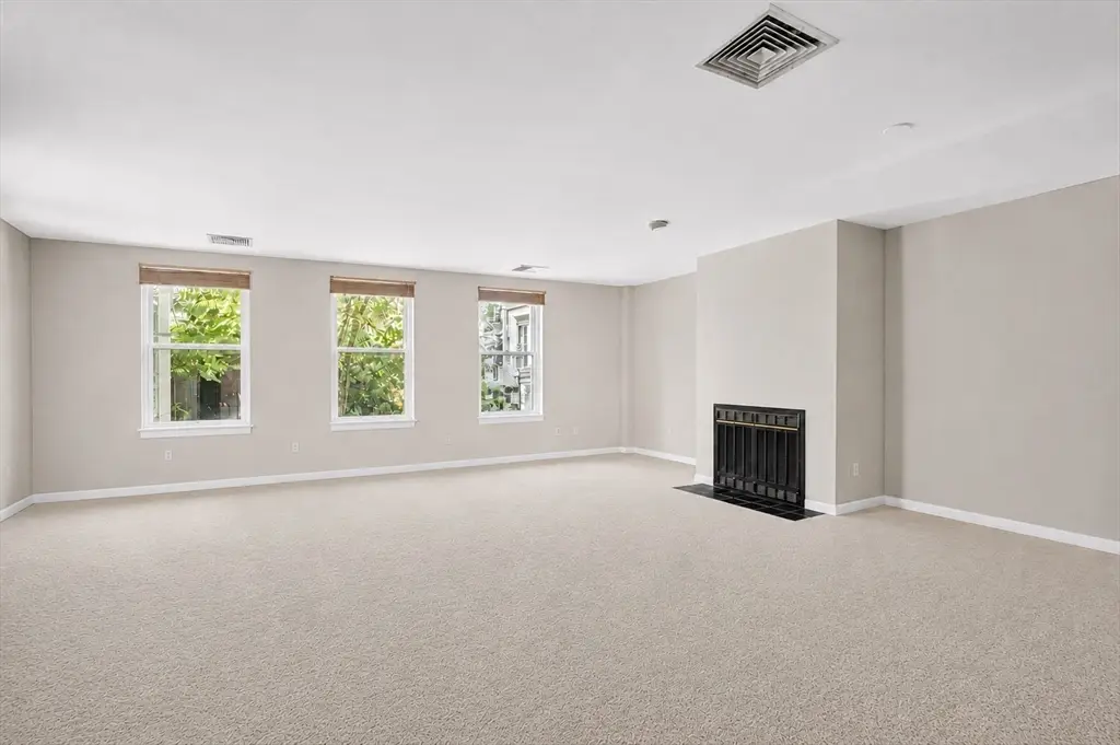 33 Chestnut Street #104, Boston, MA 02129 - #1