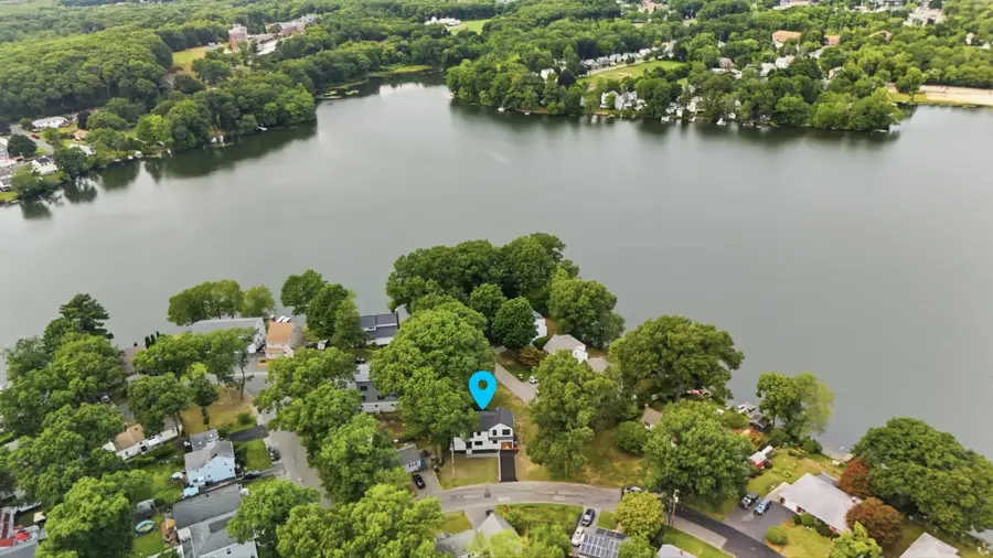 61 Mcalee Ave, Framingham, MA 01702 - #2
