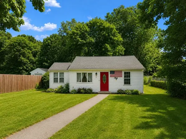 7 Arthur Street, Seekonk, MA 02771