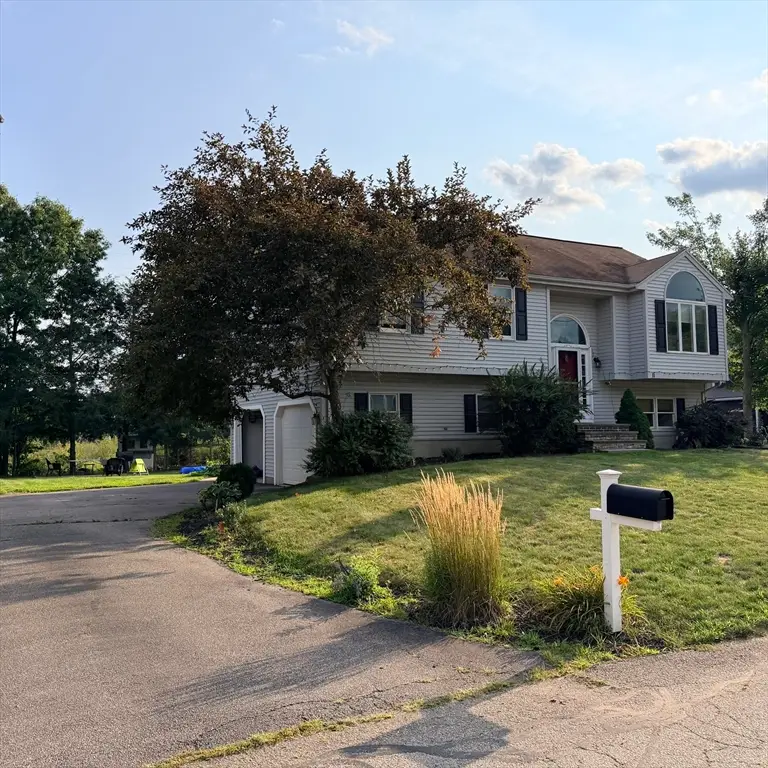 11 Thyme Ln, North Attleboro, MA 02760 - #2