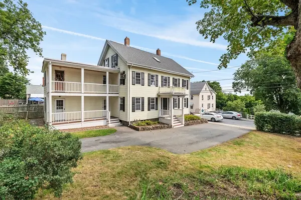 48 Franklin St, Peabody, MA 01960