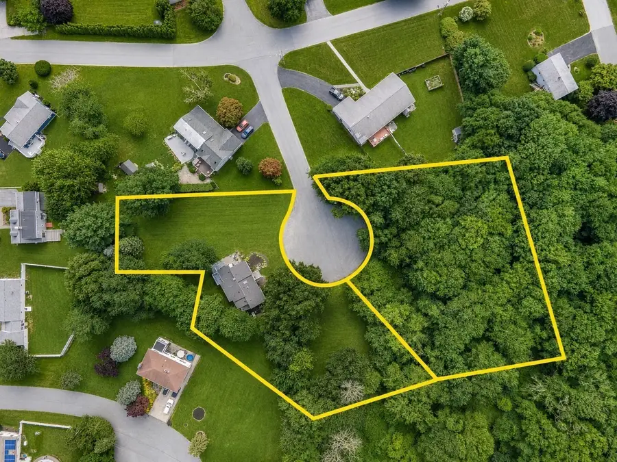 37 Slade St, Swansea, MA 02777 - #2