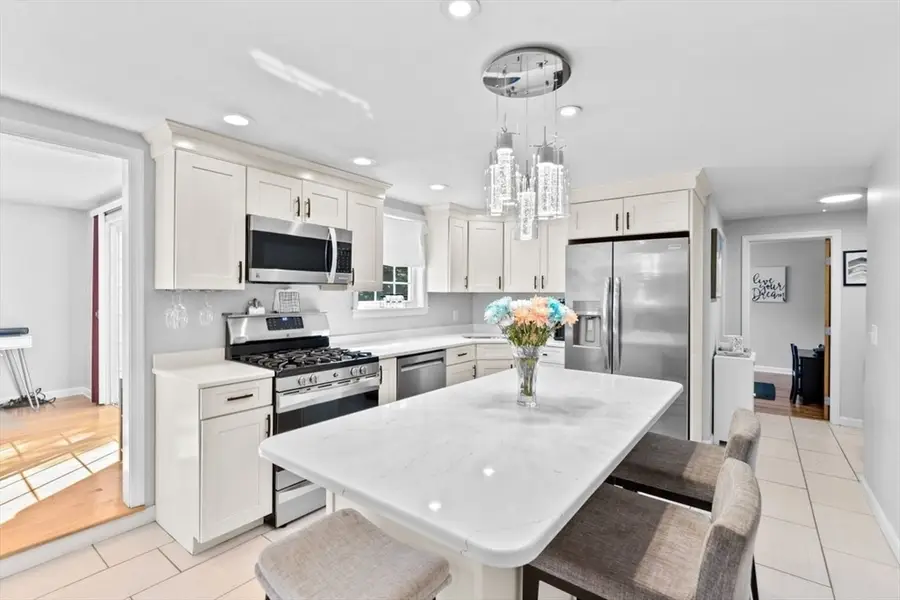 129 Chief Justice Cushing Hwy, Hingham, MA 02043 - #2