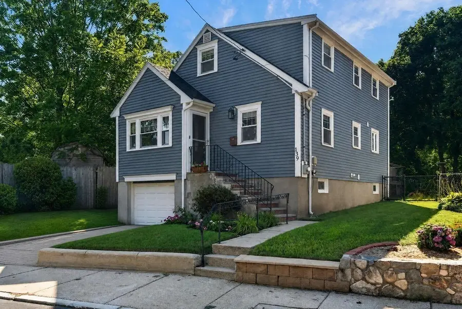 139 Keystone St, Boston, MA 02132 - #2