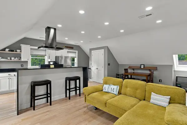 341 High #3, Newburyport, MA 01950