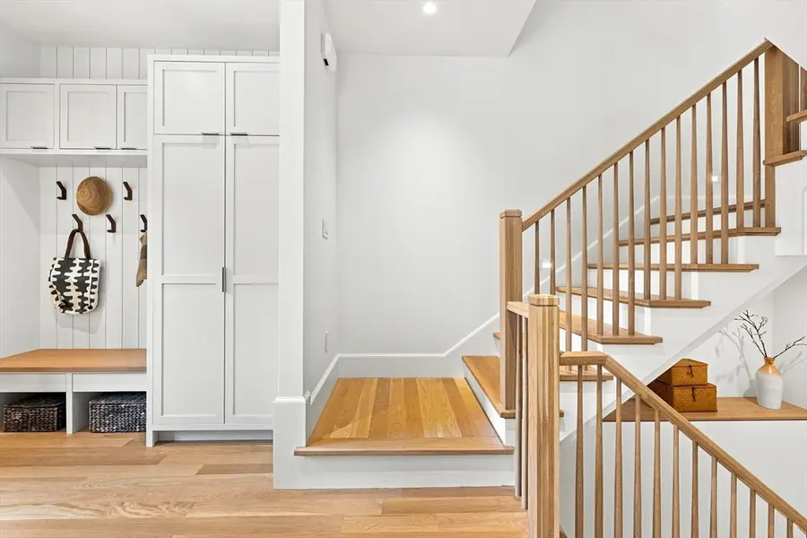 13 Hubbard Avenue #13, Cambridge, MA 02140 - #3