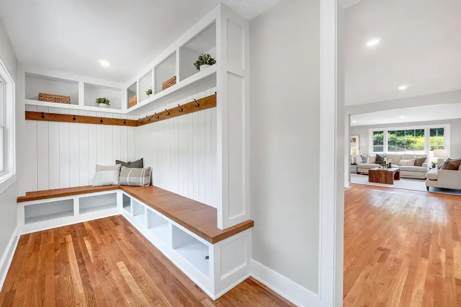 28 Fieldstone Dr, Burlington, MA 01803 - #2
