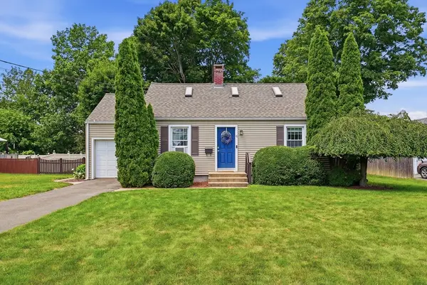83 Lindbergh Blvd, Westfield, MA 01085