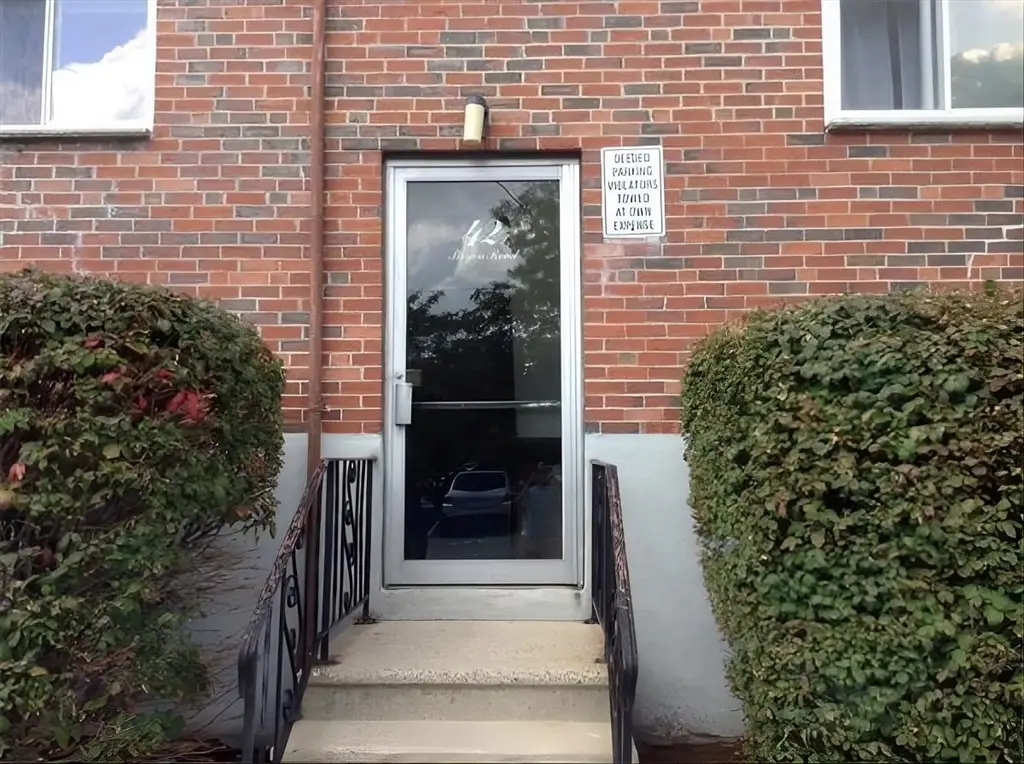 42 Bryon Rd #1, Chestnut Hill, MA 02467 - #1