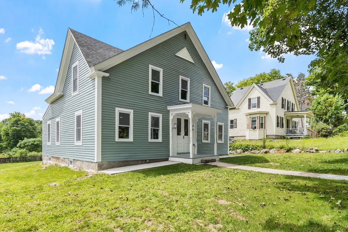 25 Main St, Ashburnham, MA 01430 - #1