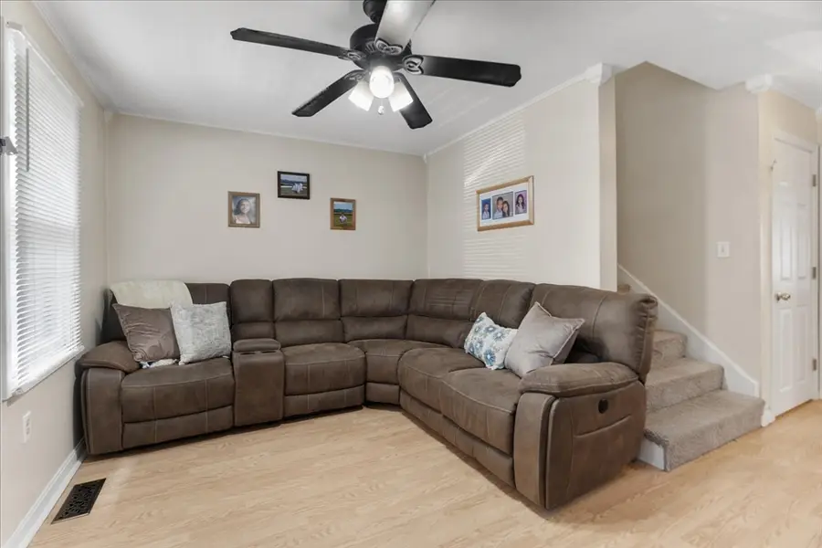 21 Milk St #4, Attleboro, MA 02703 - #3