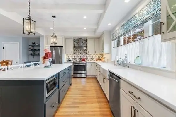 11 Countryside Lane, Marblehead, MA 01945