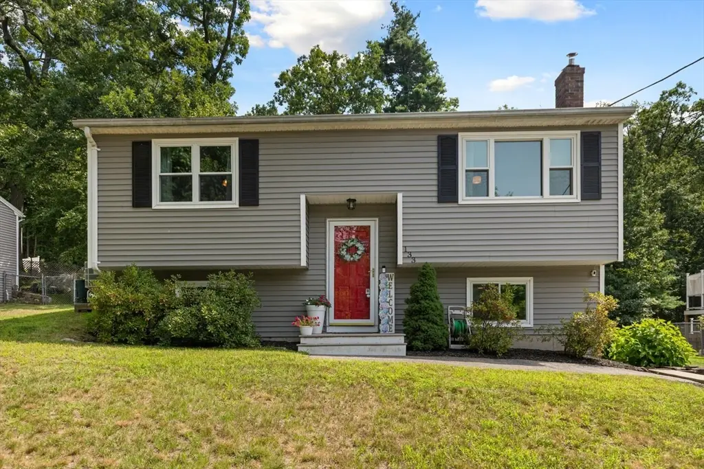 133 Willowdale Rd, Tyngsboro, MA 01879 - #1