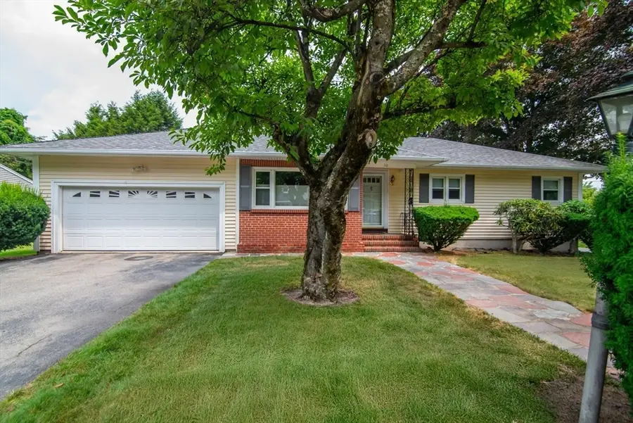 10 Magnolia Rd, Methuen, MA 01844 - #2
