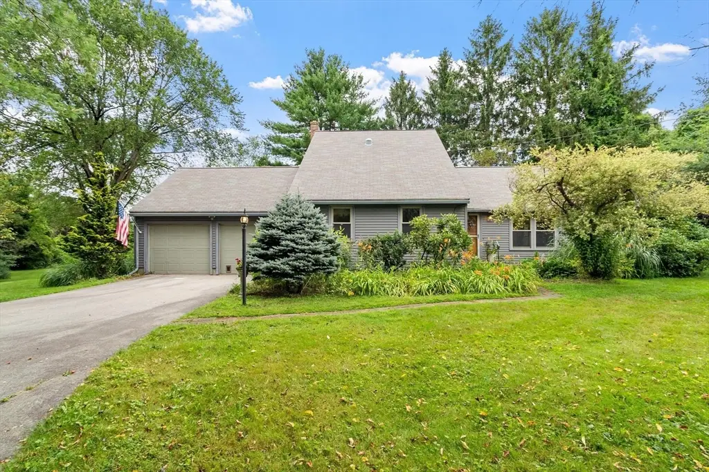 26 Searle, Georgetown, MA 01833 - #1