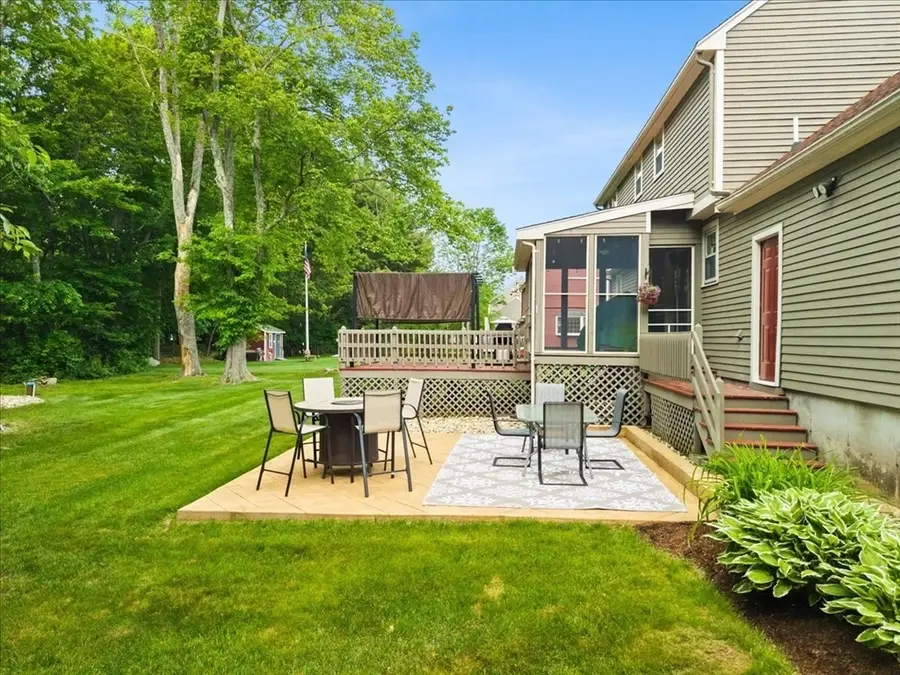461 Hodges St, Taunton, MA 02780 - #3