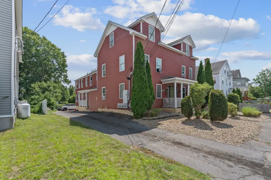 122 Winthrop St, Taunton, MA 02780 - #2