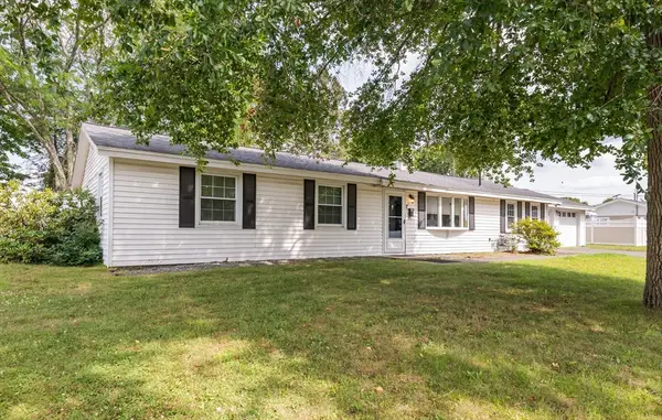 43 Catherine Dr, Peabody, MA 01960