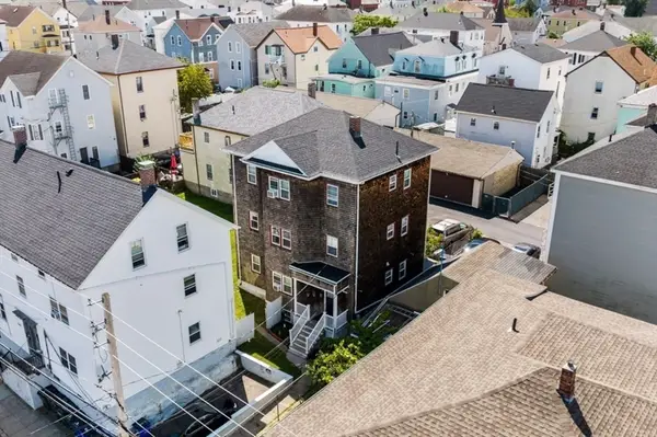 231 County St, Fall River, MA 02723