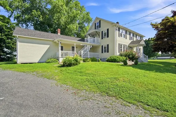 98 Stockbridge Rd, Hadley, MA 01002