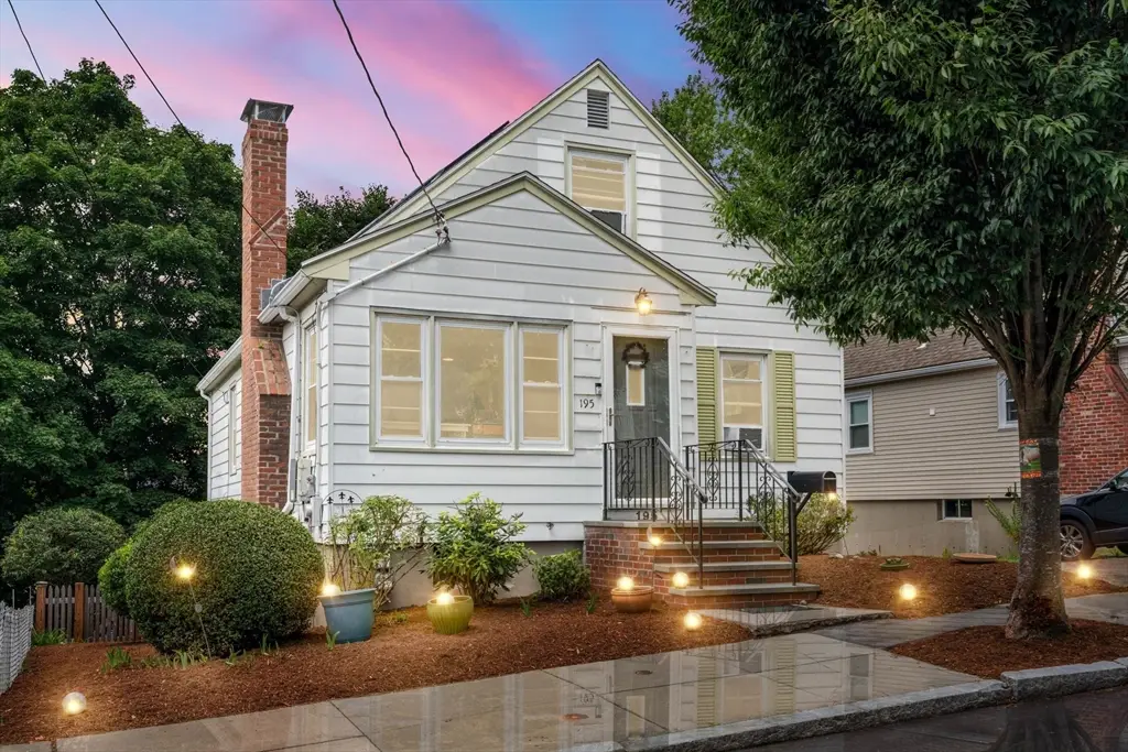 195 Glenellen Rd, Boston, MA 02132 - #1